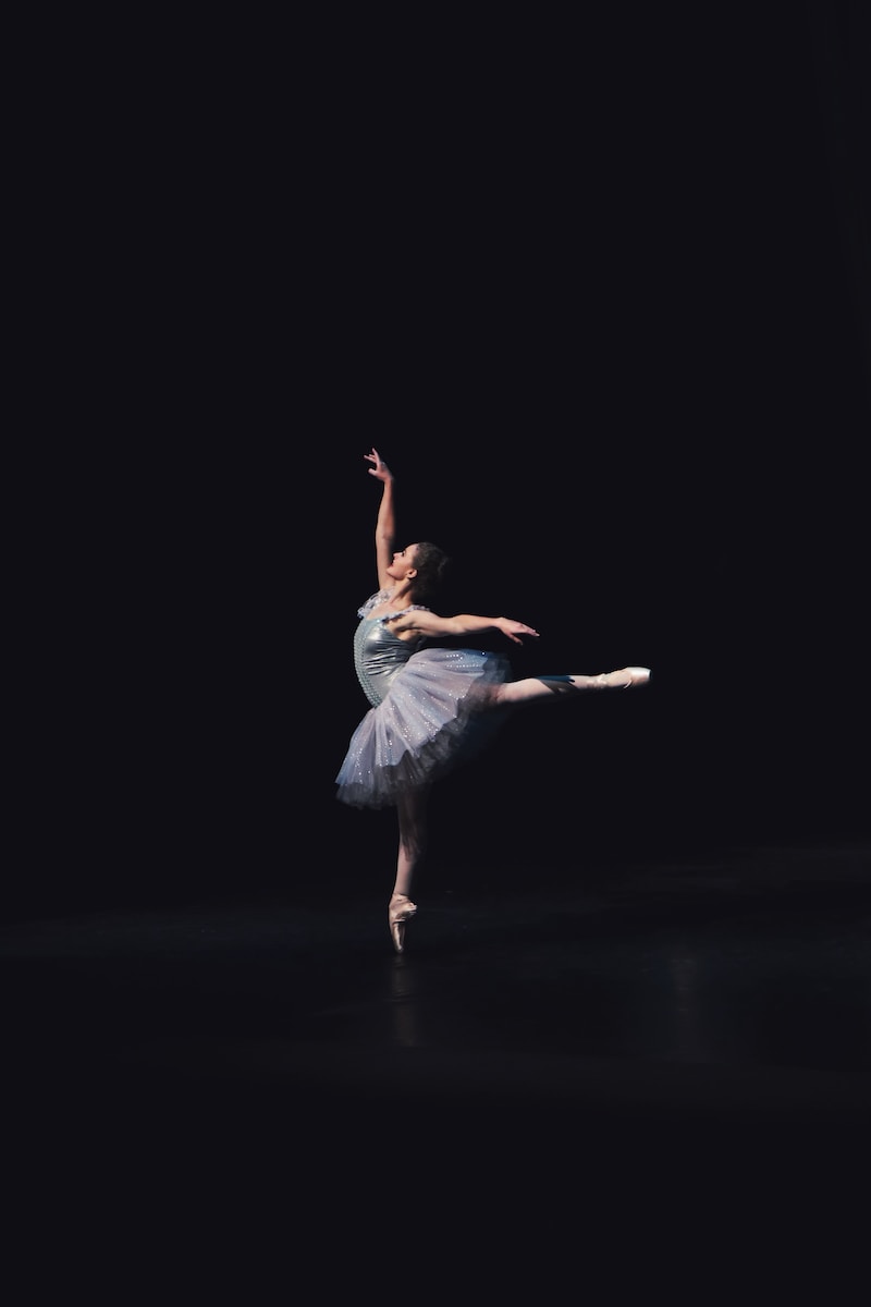 photographie de ballerine dansante